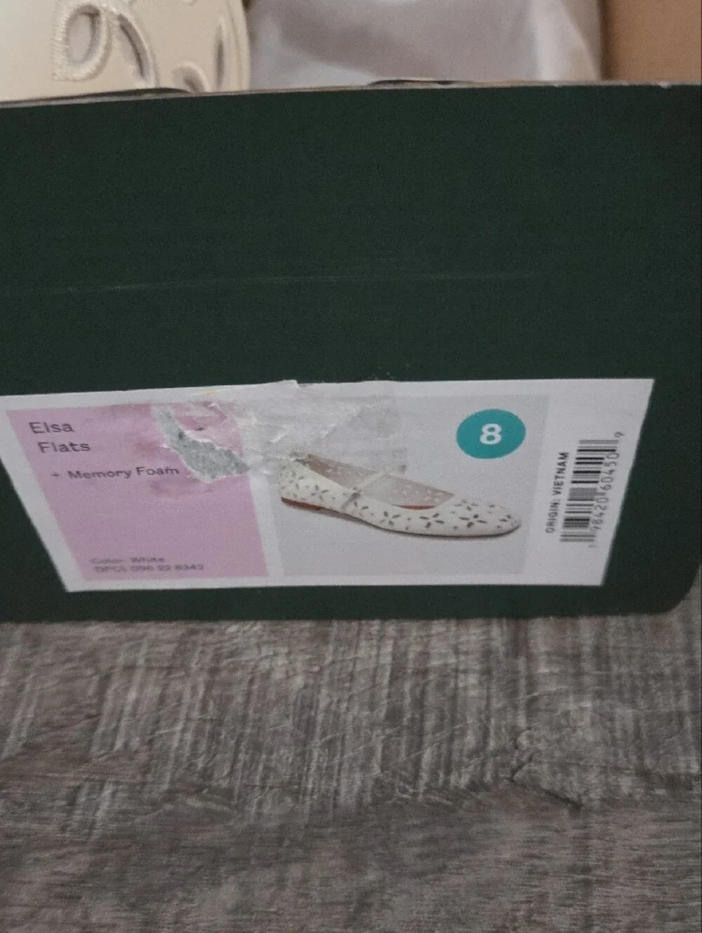 White Floral Cutout Elsa Mary Jane Flats, Size 8, New In Box